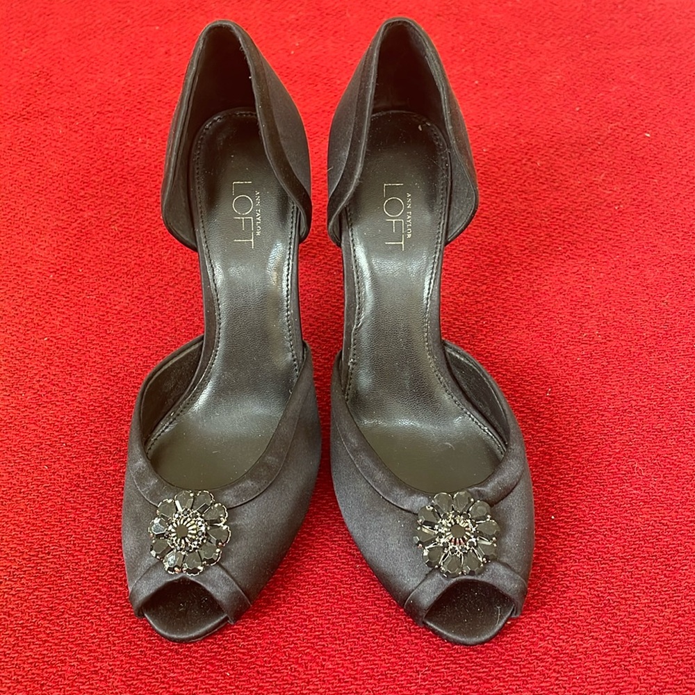 Loft satin Evening shoes with jeweled flower on front only worn once …As Is